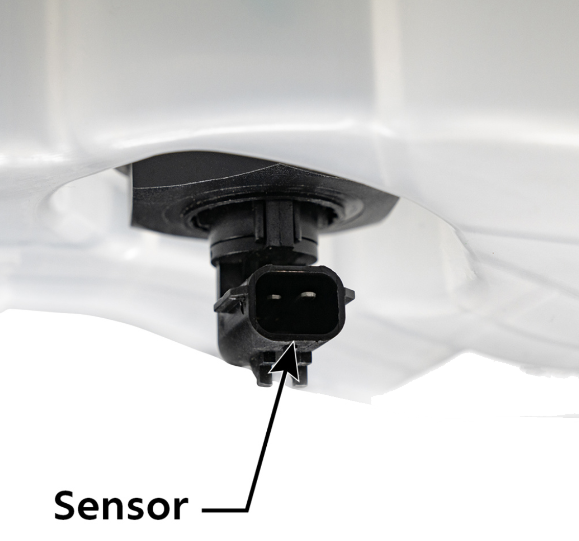 Freightliner Cascadia (2008-2017), Century, Columbia, M2 - Pressurized Coolant Reservoir With Coolant Level Sensor