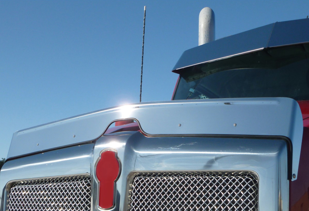 Kenworth T880 (2014+) - 430 Stainless Steel Bug Shield
