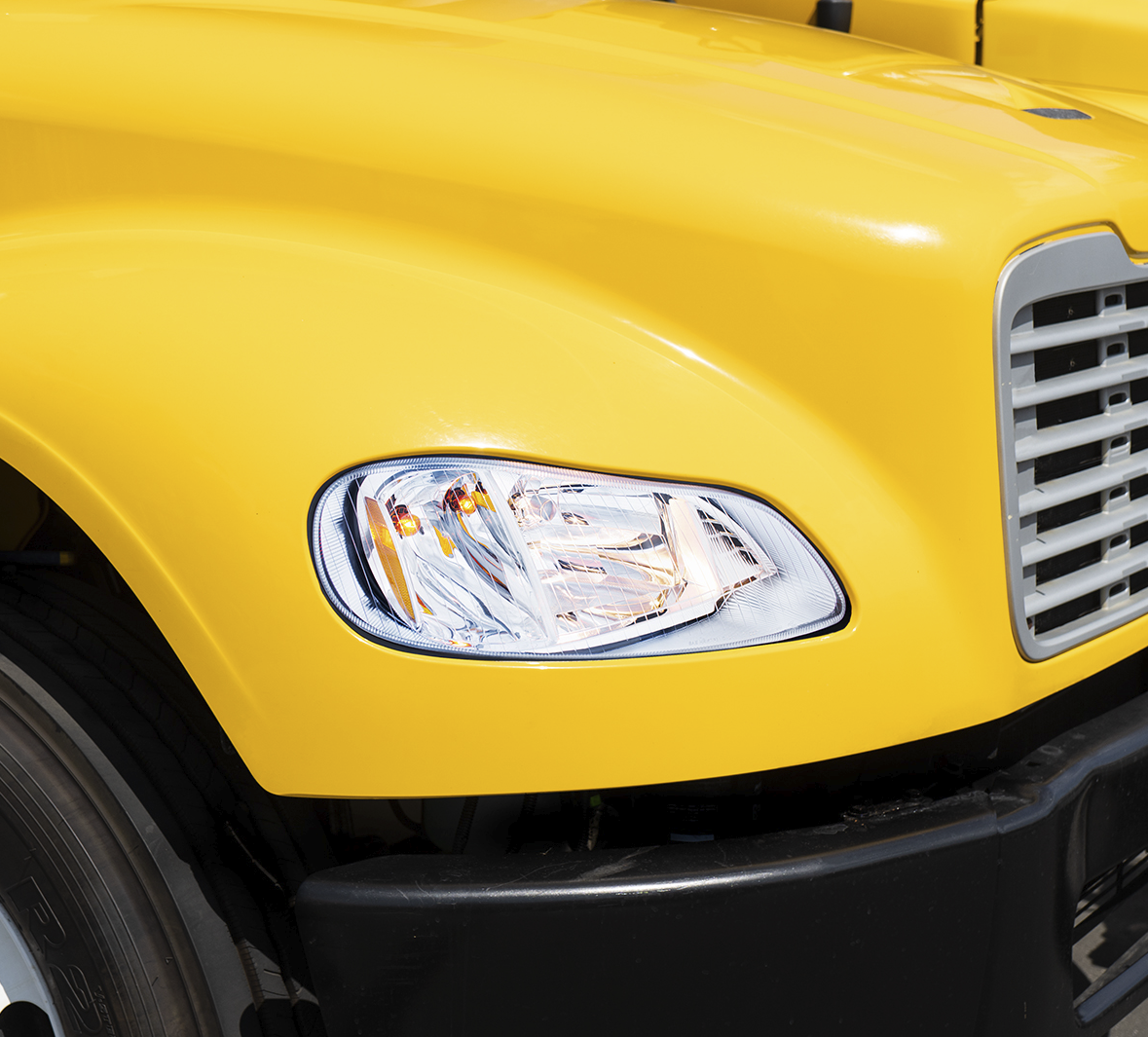 Freightliner M2 (2002-2024) LED Headlight