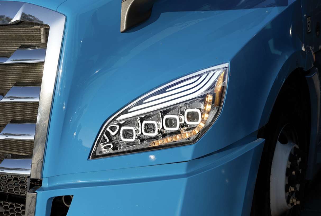 Freightliner Cascadia 2018-2024 - Quad LED Headlight With DRL & Seq. Signal