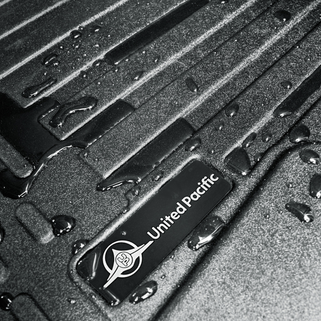 Kenworth W900, T800 & T660 - RigGear Floor Mat Set