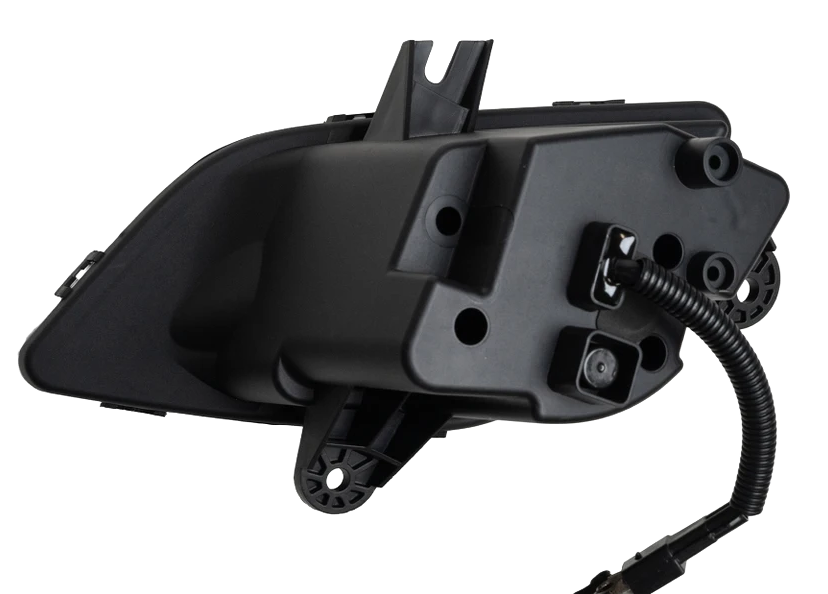 Freightliner Cascadia (2018-Newer) Fog Light Black or Chrome Reflector