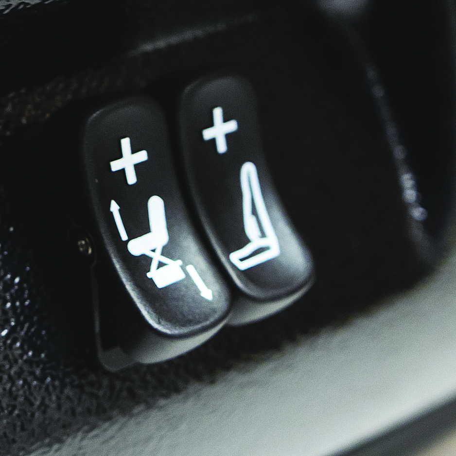 Power Air Ride Seat with Lumbar Support and Removable Headrest