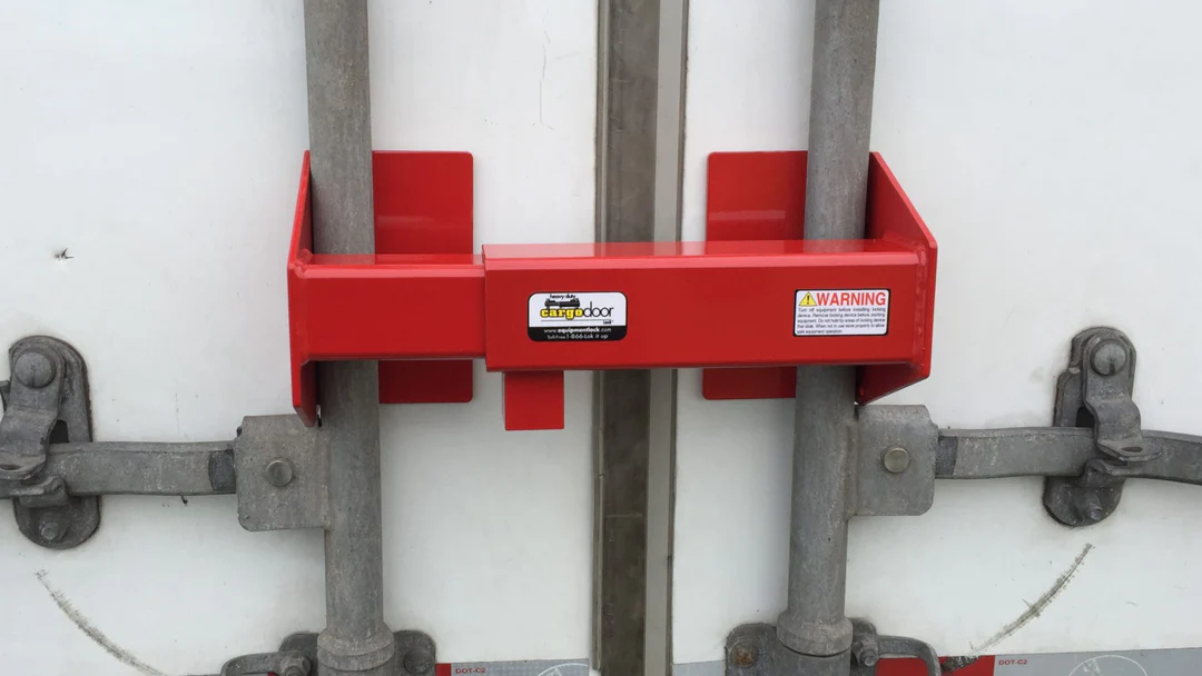 Cargo Door Lock – Heavy-Duty Security for Semi-Truck Swing Style Trailer Doors, Keyed