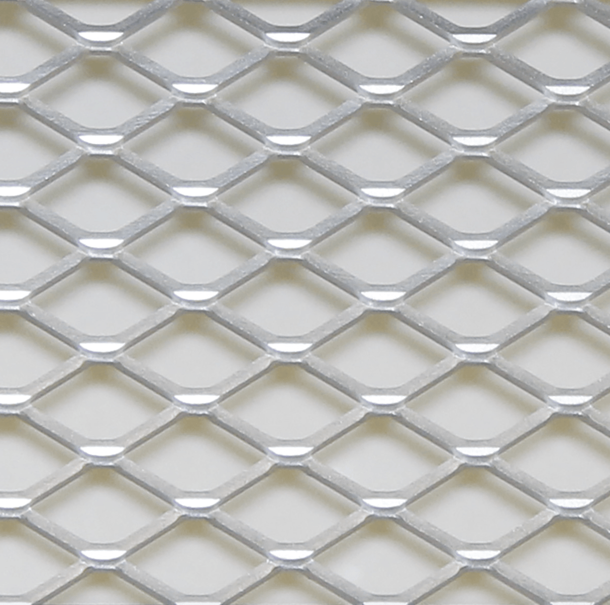 Freightliner Cascadia 2008 And Newer - Chrome Grille With Aluminum Chrome Bug Screen - HD Truck Source