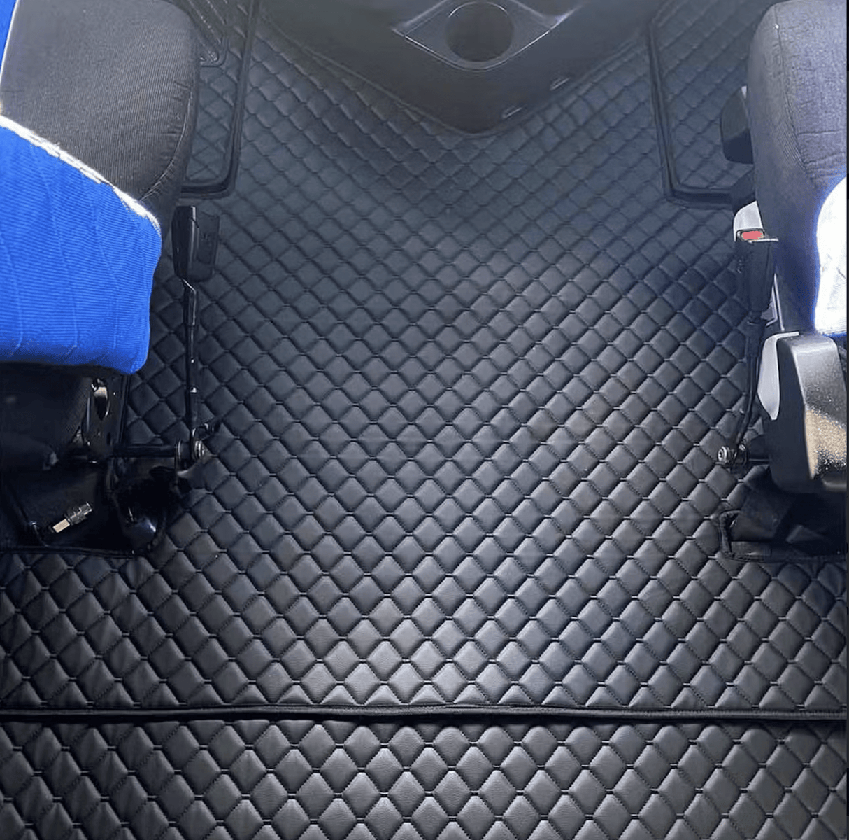 Freightliner Cascadia 2018+ - Quilted Faux Leather Floor Mat Set - HD Truck Source