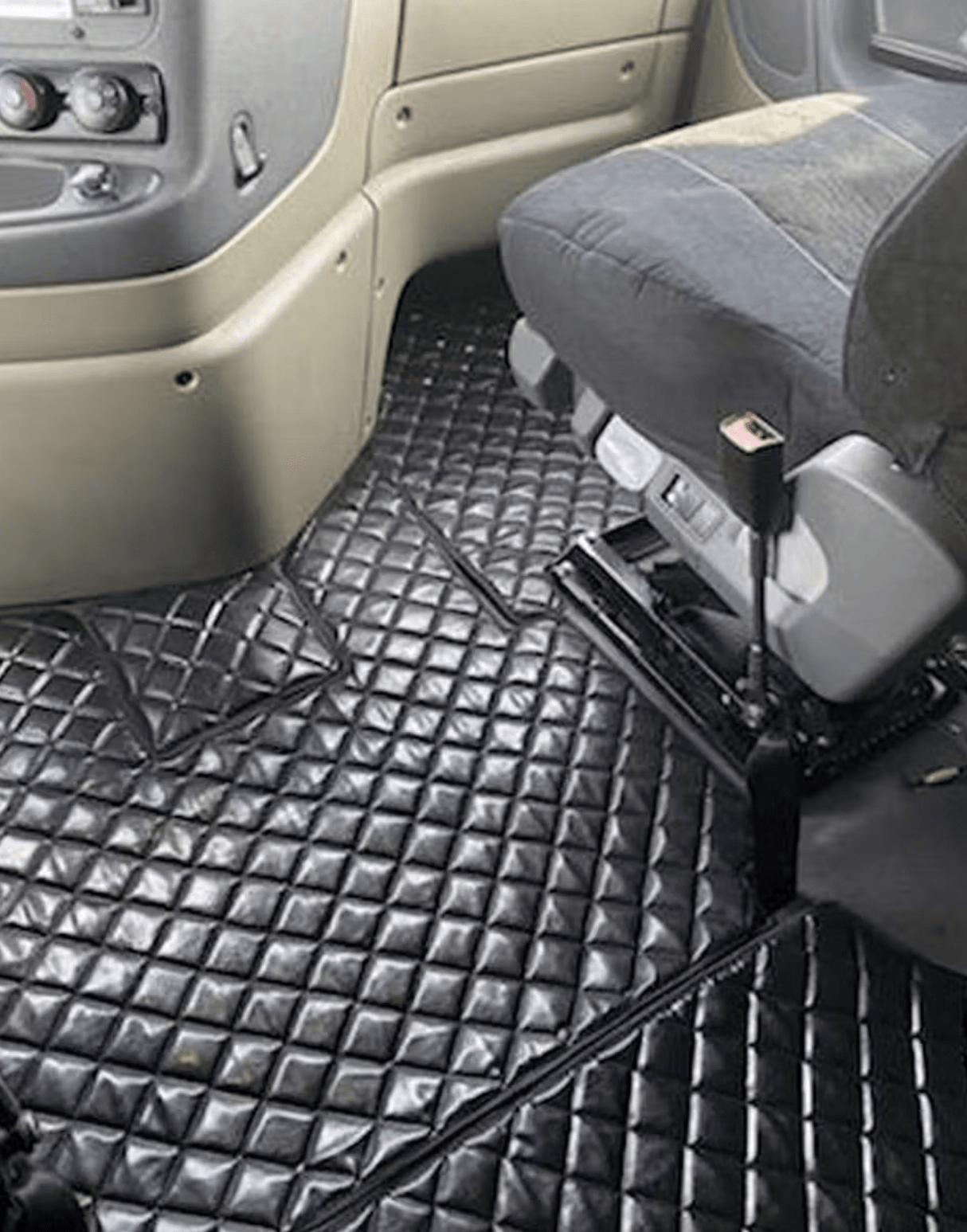 Freightliner Cascadia 2018 Up - Quilted Faux Leather Floor Set - HD Truck Source