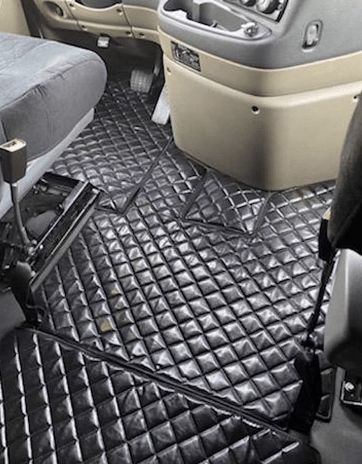Freightliner Cascadia 2018 Up - Quilted Faux Leather Floor Set - HD Truck Source