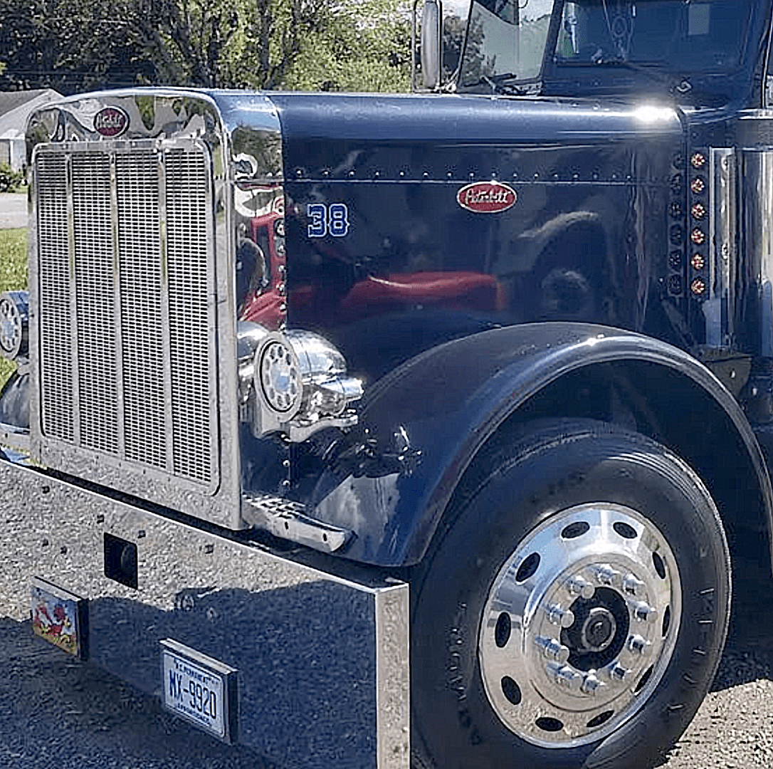 Peterbilt 379 - Short Hybrid Aluminum Hood With Extended Grille And Aluminum Fenders - HD Truck Source