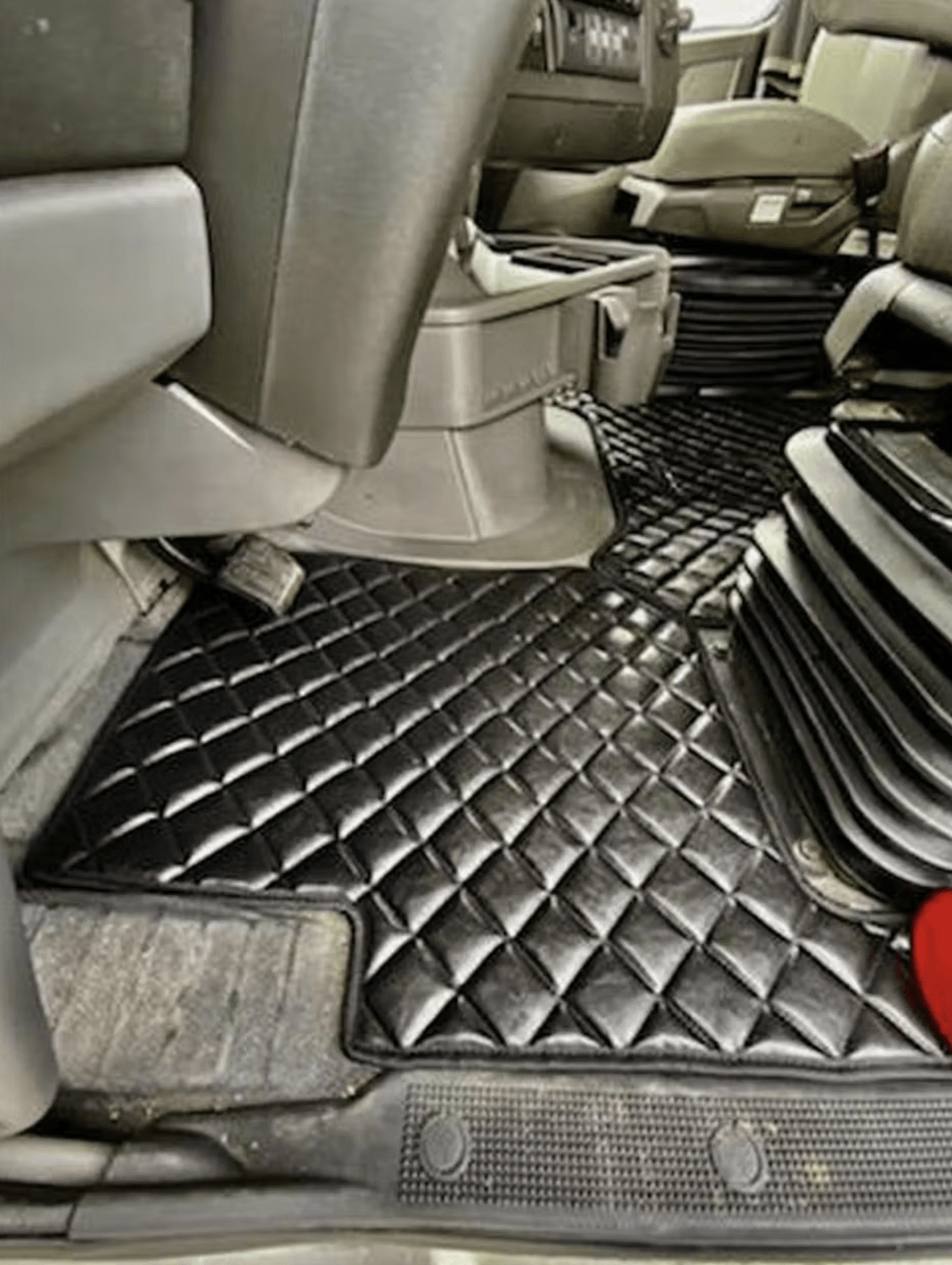 Volvo 740, 760 - Quilted Faux Leather Floor Mat Set - HD Truck Source