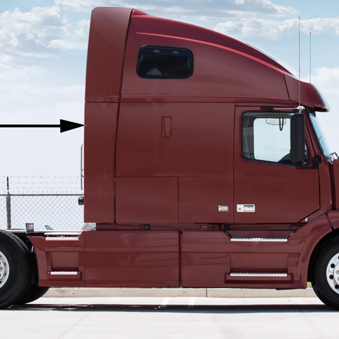 Volvo VNL 2003 - 2017 - Lower Side Cab Fairing Extension - HD Truck Source