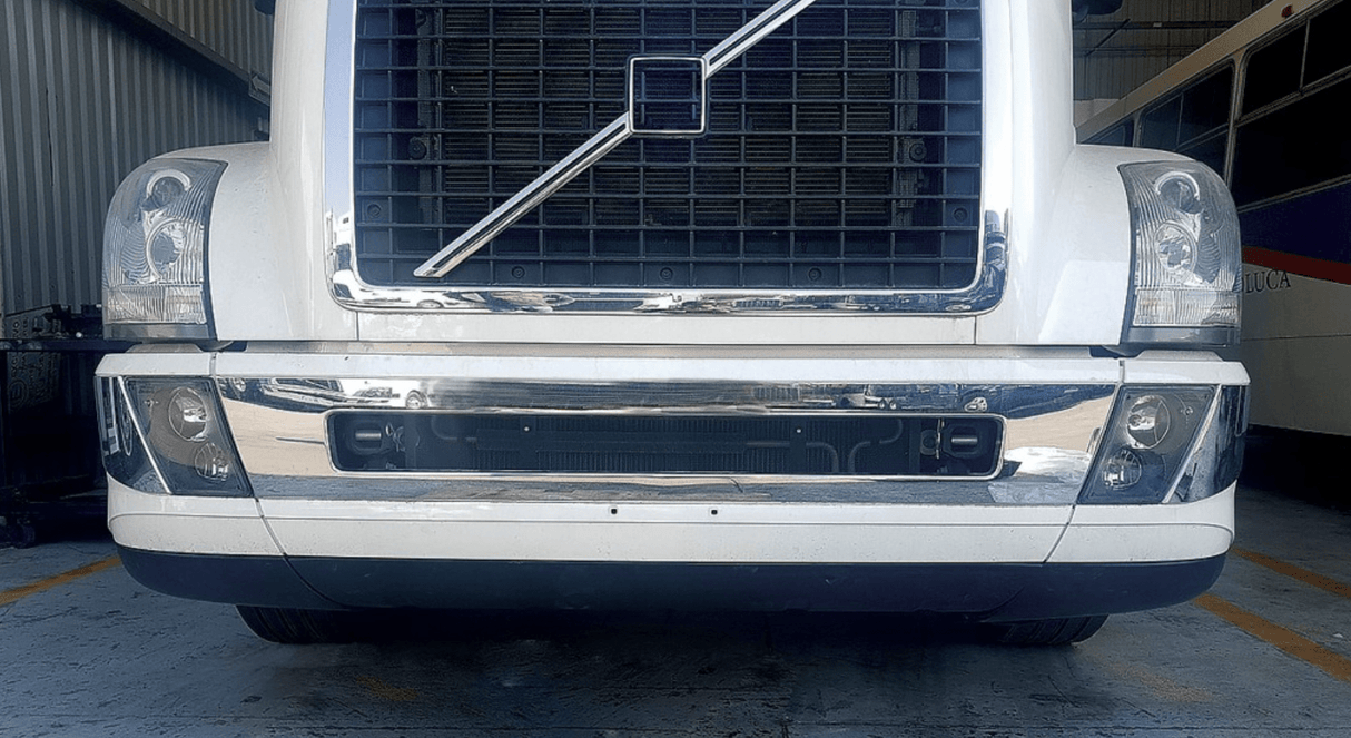 Volvo VN/VNL 2015 - 2017 - Bumper Air Flow Deflectors With Aero Style Bumper - HD Truck Source