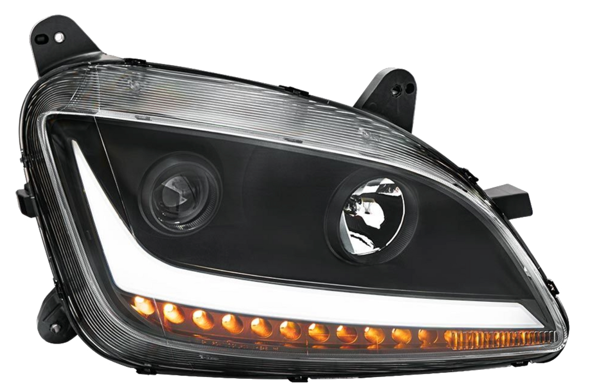Peterbilt 579 (2012-2021) - Projection Headlight With LED Position Light & Sequential Signal