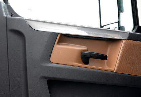 Freightliner Cascadia (2018-2025) - Chrome Plated Door Grab Handle Covers (Pair)