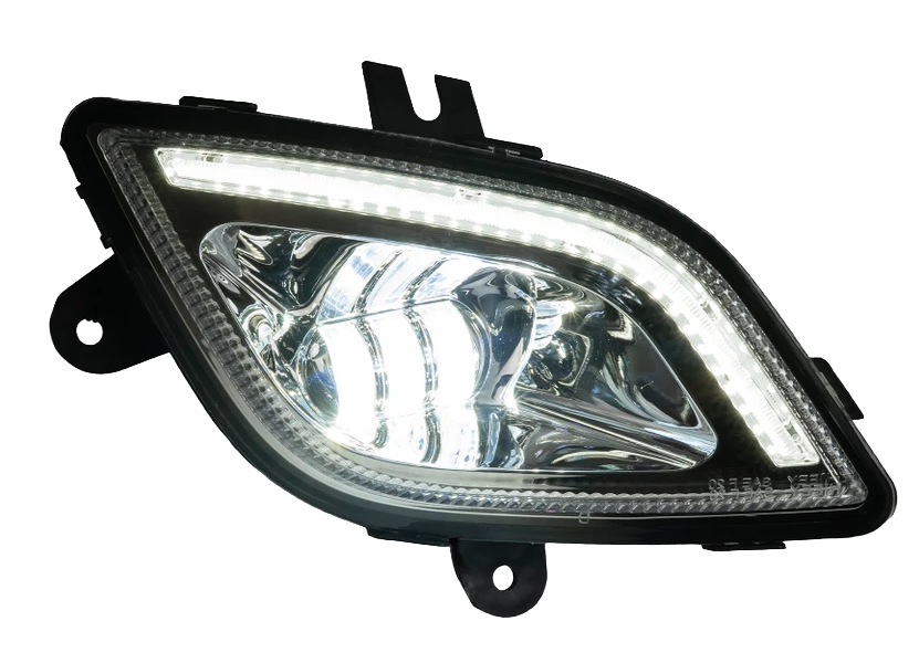 Freightliner Cascadia (2018-Newer) Fog Light Black or Chrome Reflector