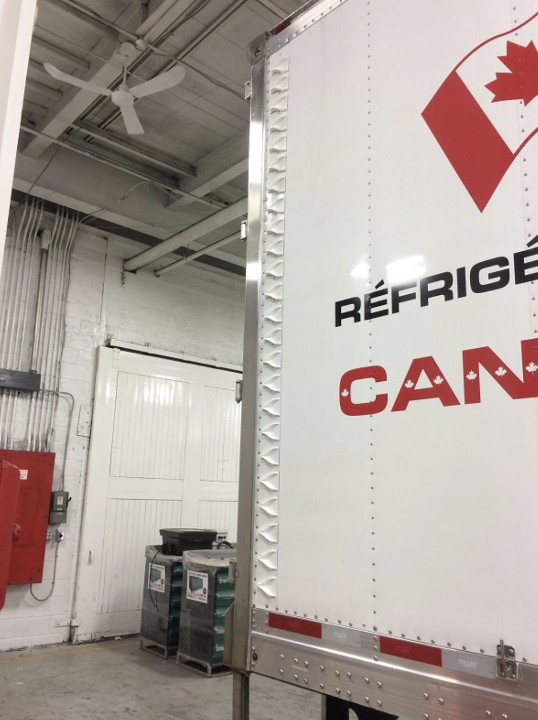 EcoFins® Drag Reduction System – Aerodynamic Fuel Saver for Semi Trucks & Trailers
