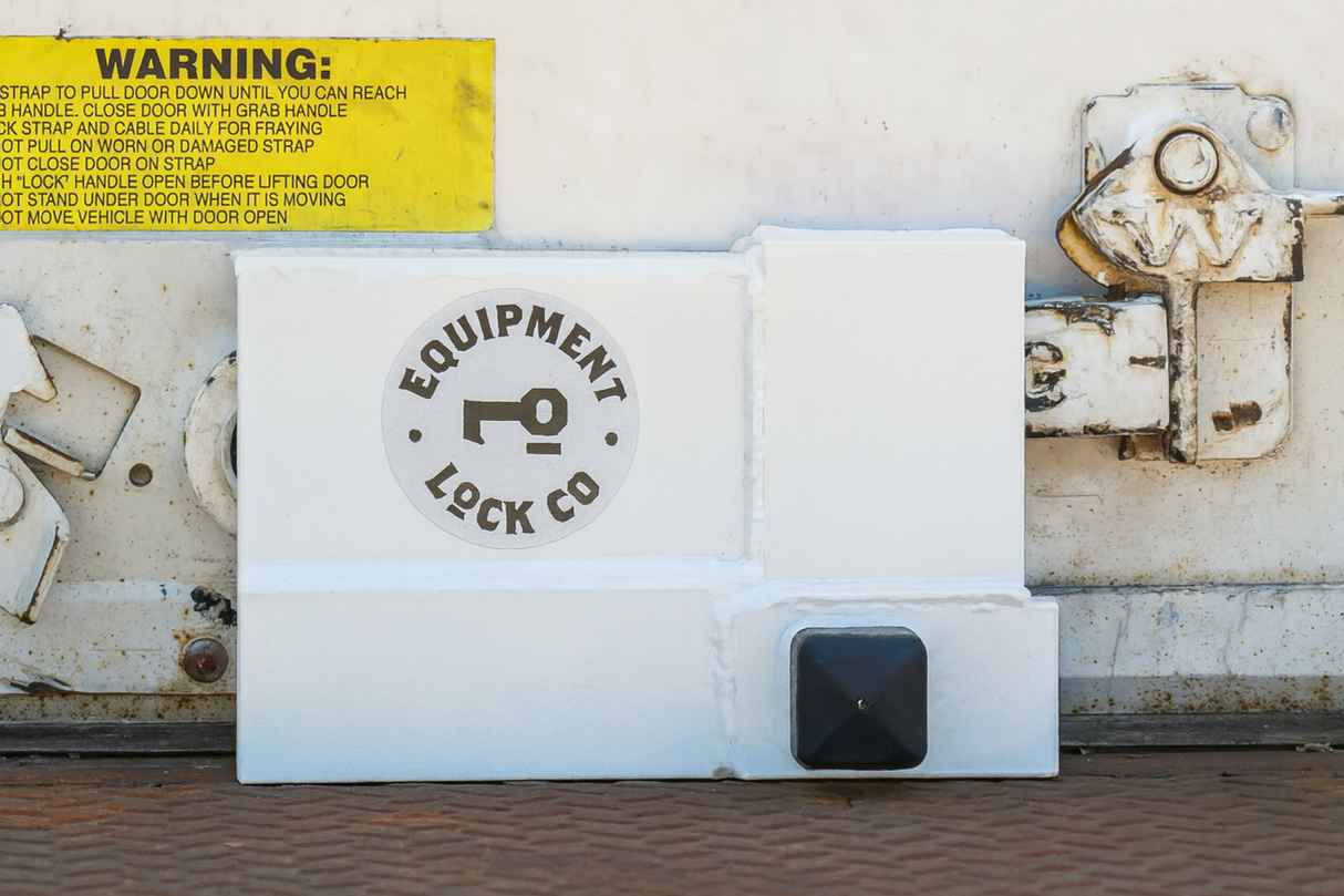 Cargo Door Lock – Heavy-Duty Security for Semi-Truck Rolling Style Trailer Doors, Combination